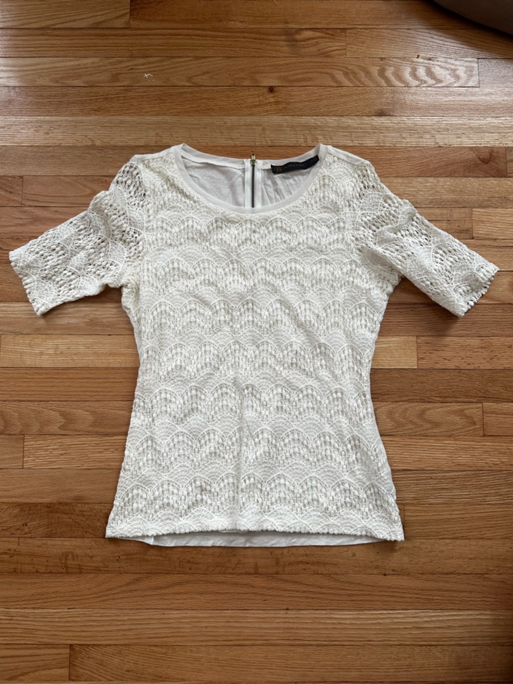 Outback Red x The Limited Women’s White Lace Knit Top | Size M